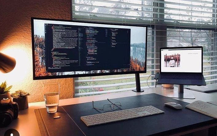 How to Choose the Right Custom Computer Monitor? Professional Tips from VVDisplayer