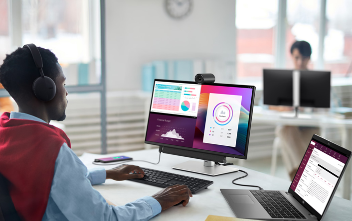 VVDisplayer’s Custom Monitors: The Perfect Blend of Performance and Personalization
